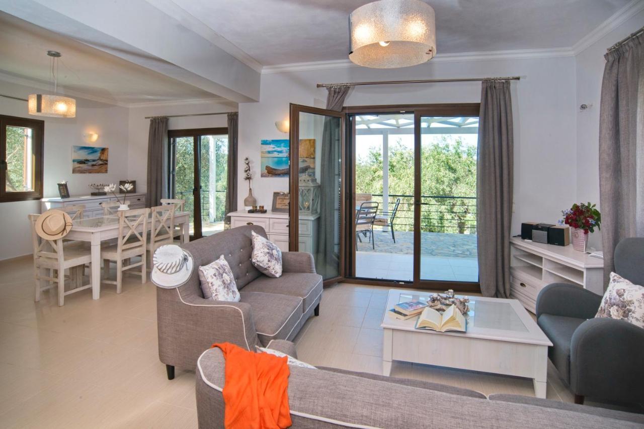 Villa Bougarini Haven Family Villa Rock Pool Oasis Ieromonachos 外观 照片
