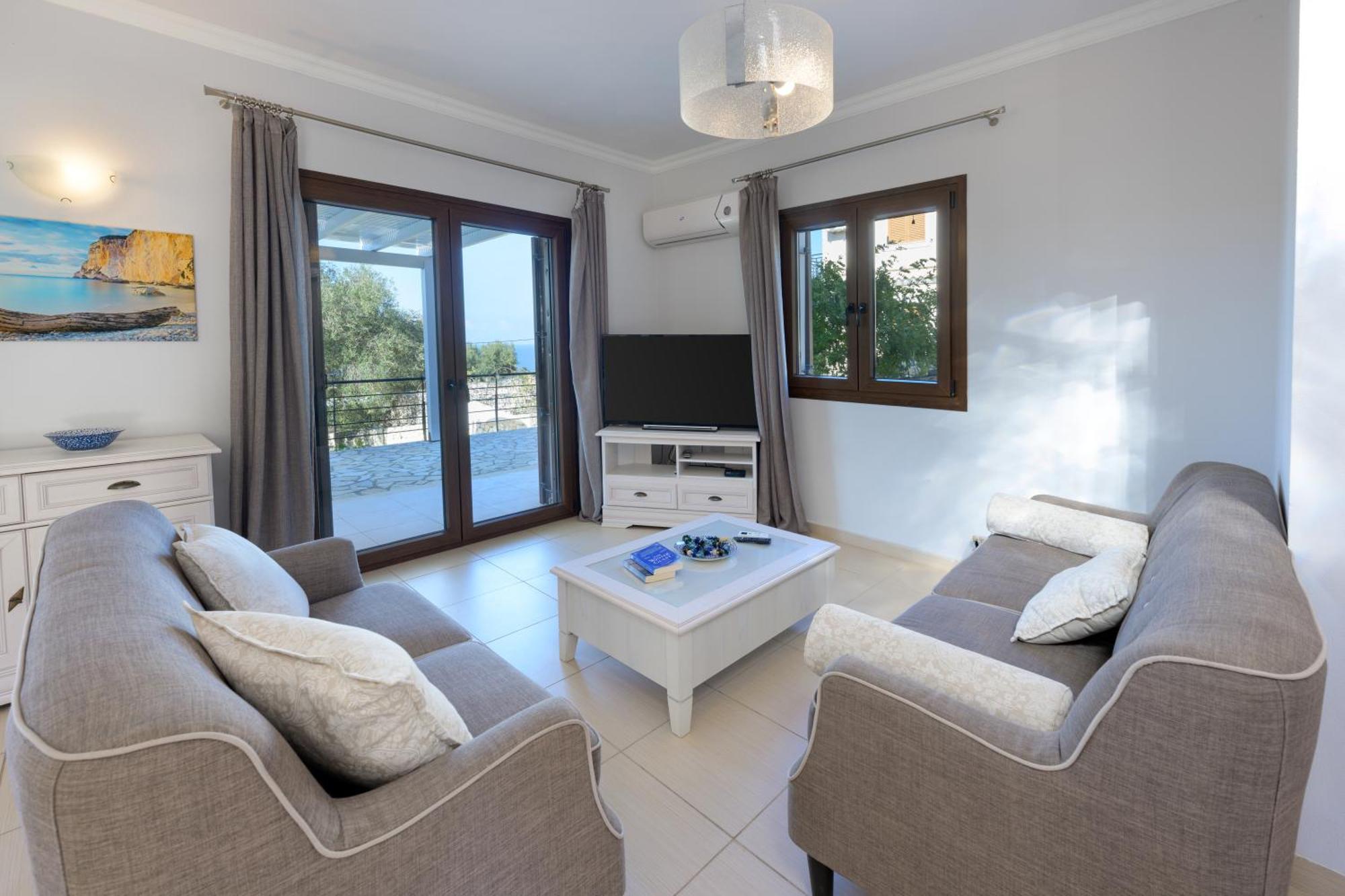 Villa Bougarini Haven Family Villa Rock Pool Oasis Ieromonachos 外观 照片